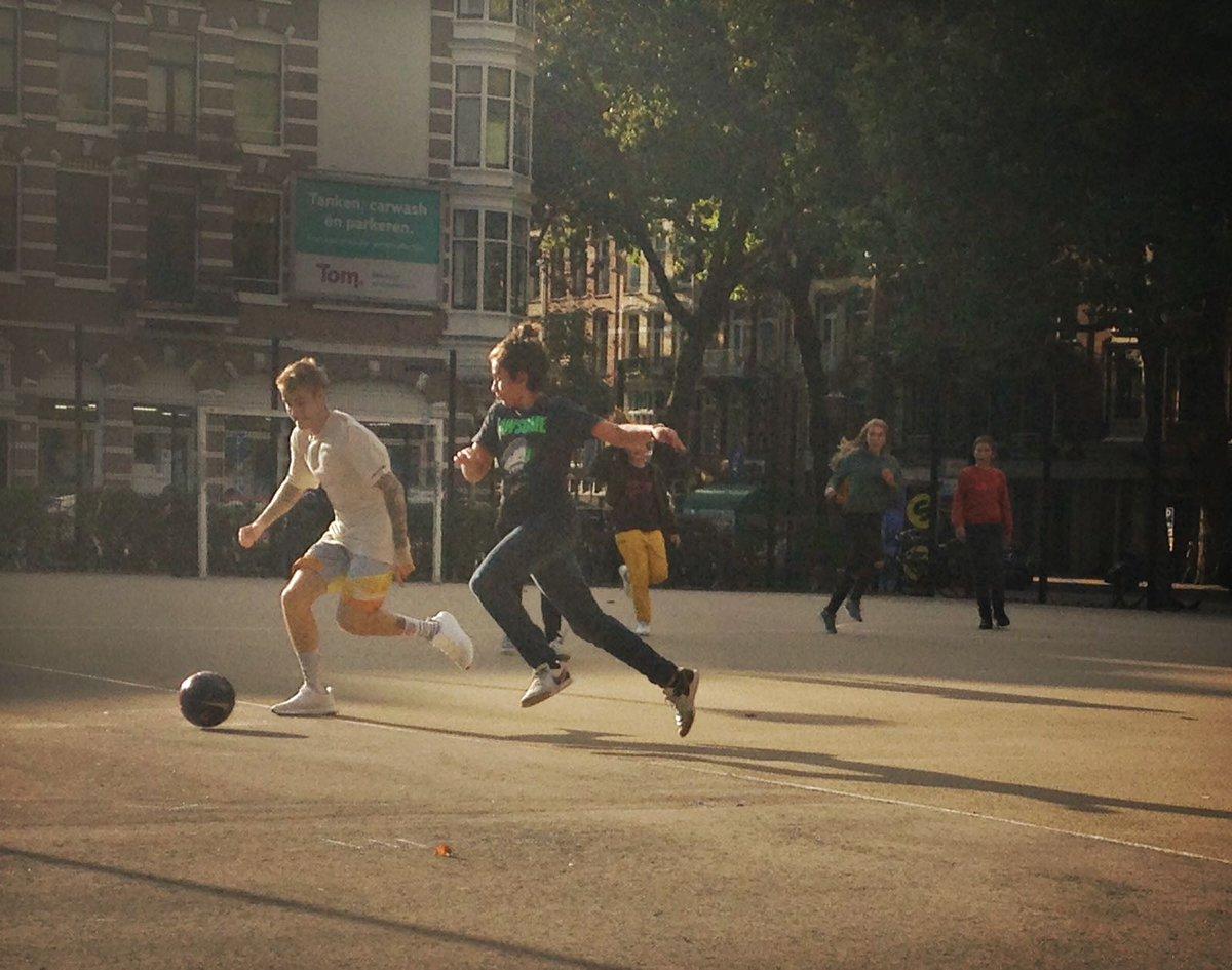 小贾斯汀综艺节目,小贾斯汀比伯街头