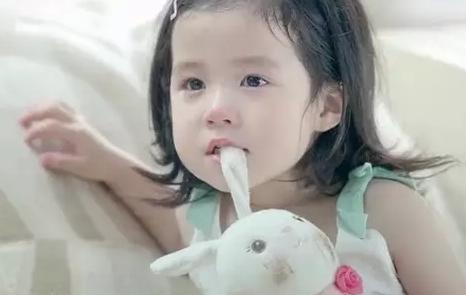 萌过小芈月！3岁倾城5岁倾国的美萝莉盘点