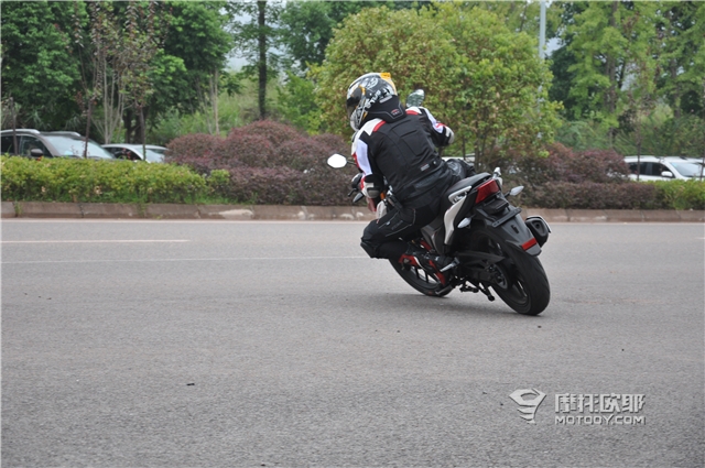 力帆kps150和kpt150区别,力帆kps150和春风150