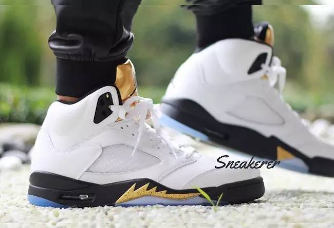 看上去很有钱！一大波土豪金球鞋金晃晃来袭！