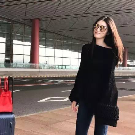 倪妮菱格棉服穿搭,杨幂倪妮新中式穿搭