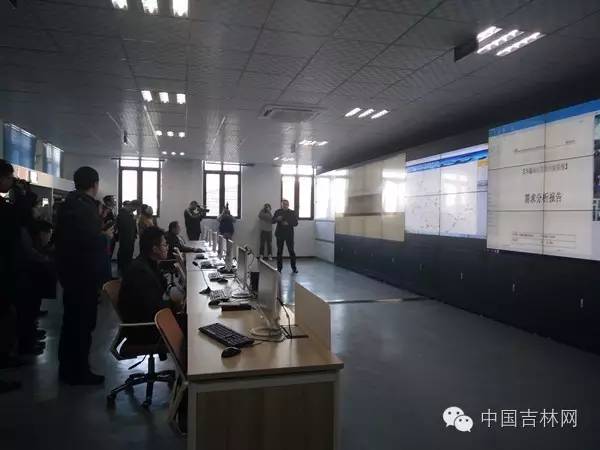 鍏ㄥ浗濯掍綋鑱氱劍鏄ュ煄,鍏ㄥ浗鐧惧濯掍綋濂斿悜姝︽眽