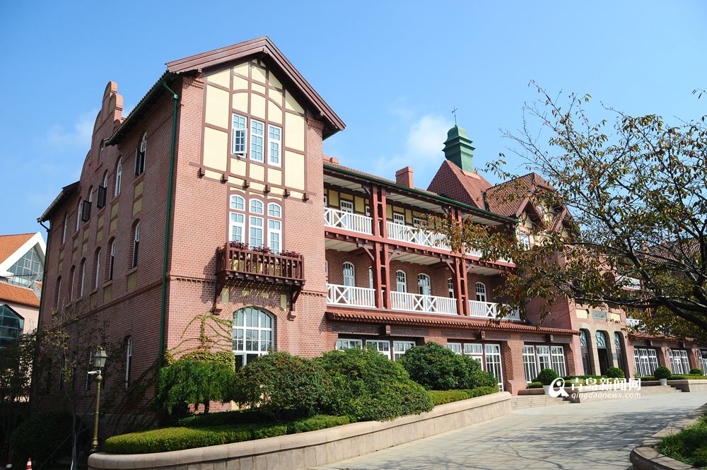 青岛最早的五星级酒店,青岛度假假日酒店