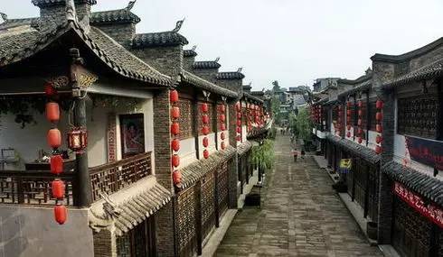 重庆五一小长假旅游推荐 (重庆国庆3天古镇游)