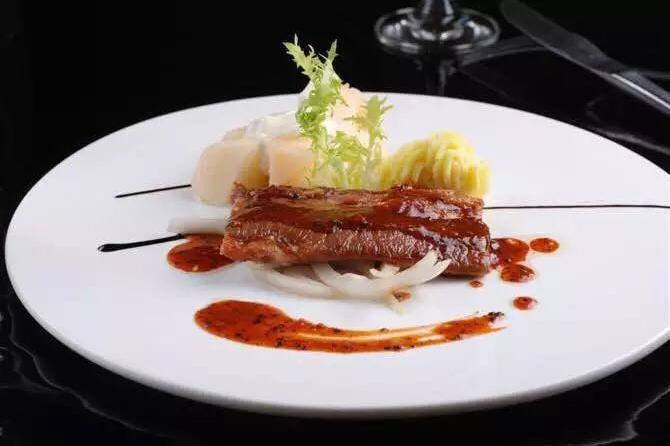 忠于自己，不忘初心--访凯尔圣花园酒店行政总厨程修