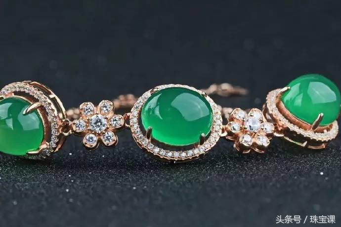 翡翠和玉的区别,看完再也不会傻傻的去买玉了!
