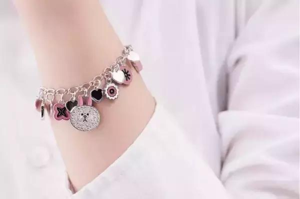 linefriends与什么牌子联名,linefriends新系列