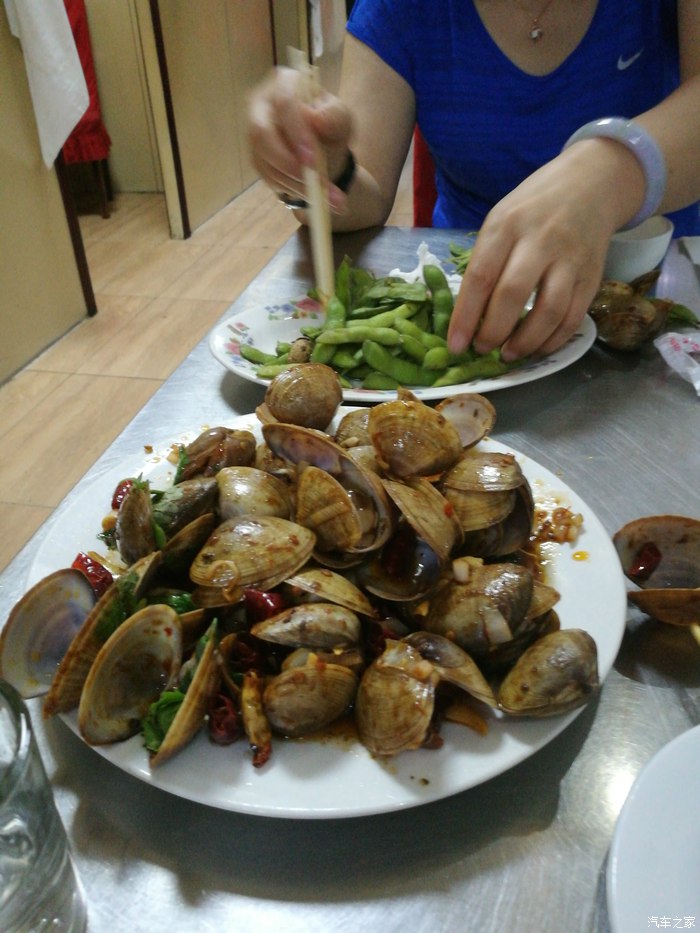 奥迪a6l2016款30fsi舒适型实拍,2016款奥迪a6l评测1.8t用车感悟