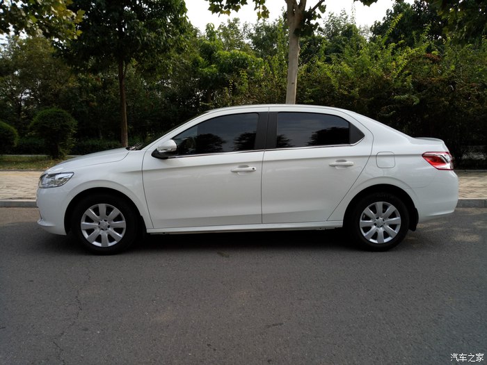 新款标致301幸福版,标致301旅行