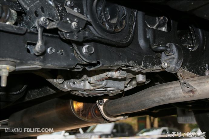 rav42.0四驱尊贵版试驾,2016rav4风尚评测