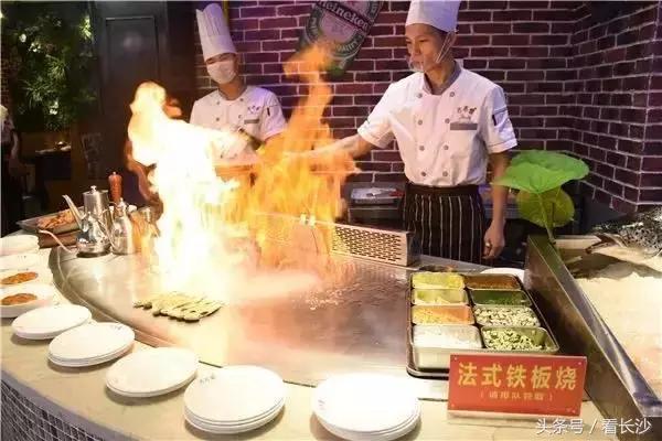 100元不到就能狠狠大吃一顿,这些肉肉肉肉肉的自助最值得一去