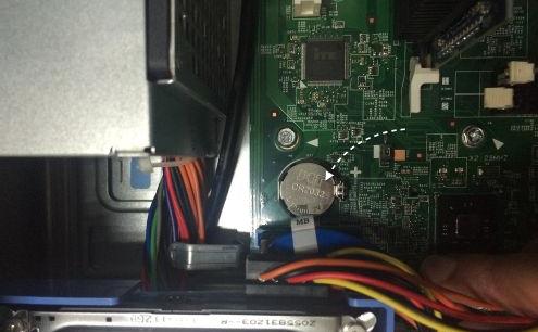 电脑显示屏黑屏主机还在运行,电脑开了主机黑屏怎么办