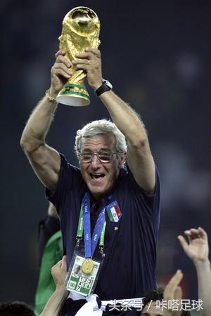 国足官宣重要决策,里皮官宣