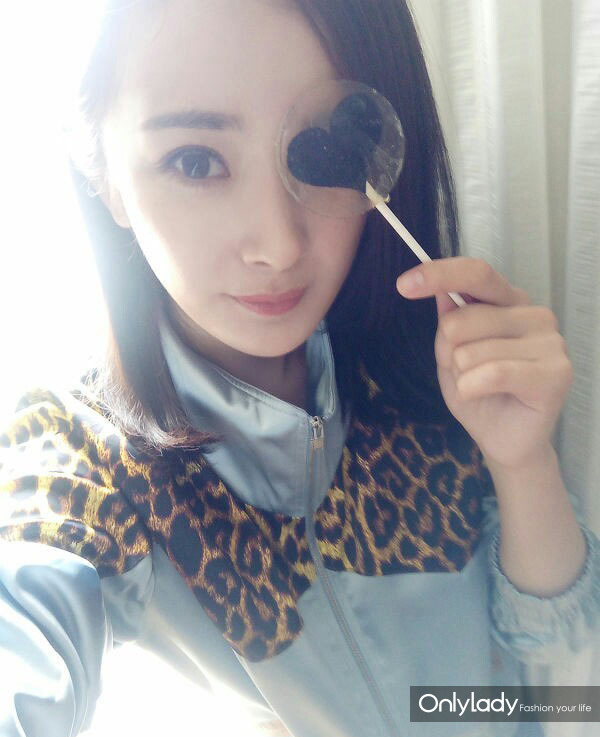 杨幂的素颜妆,杨幂的真实体重和身高