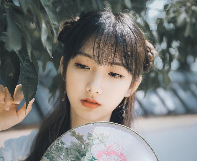 小说：蛇蛇被带走了，反派他疯了，一把火烧了皇帝宠妃的寝宫