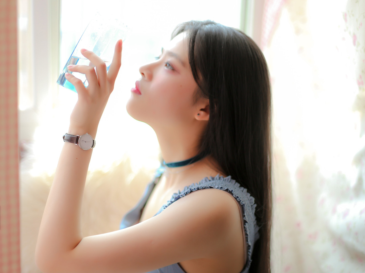 闇搁亾鎬昏娆鸿礋鏌斿急濂崇敓灏忚,闇搁亾鎬昏娆鸿礋寮卞コ瀛愮殑灏忚