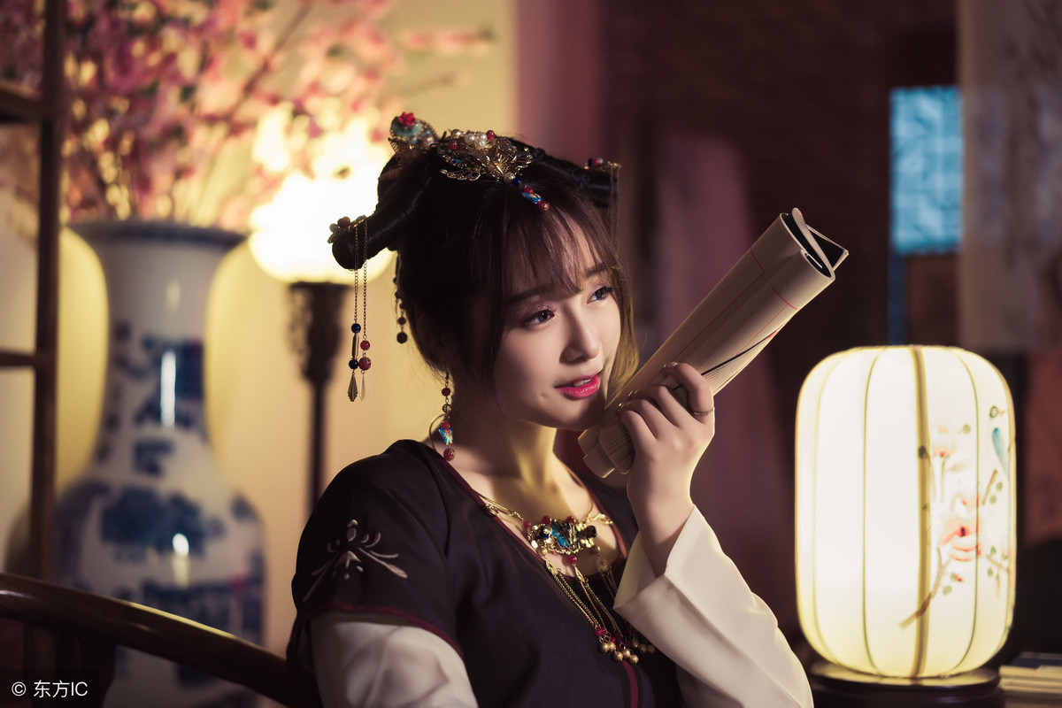 长老想去欧洲探险,小说长老上山