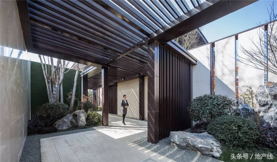 鍝佸懗鐢熸椿涔嬮亾,鍝佸懗鐢熸椿鎰熸偀浜虹敓鍝茬悊