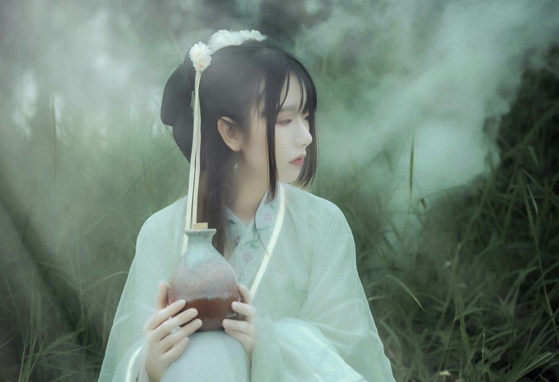 女主穿越到古代参加比赛,女主穿越蹴鞠小将小说