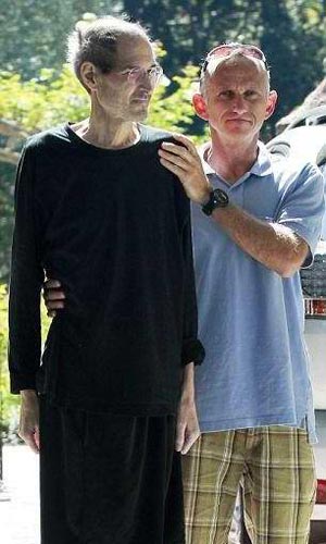 乔布斯得癌症后多久死的,乔布斯从查出患癌到死亡几年