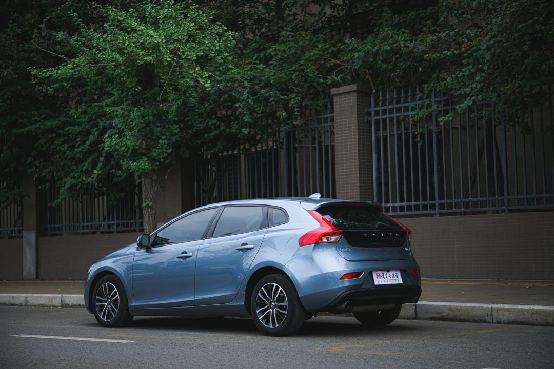 好看又好开的xc40,好看好开的小轿车