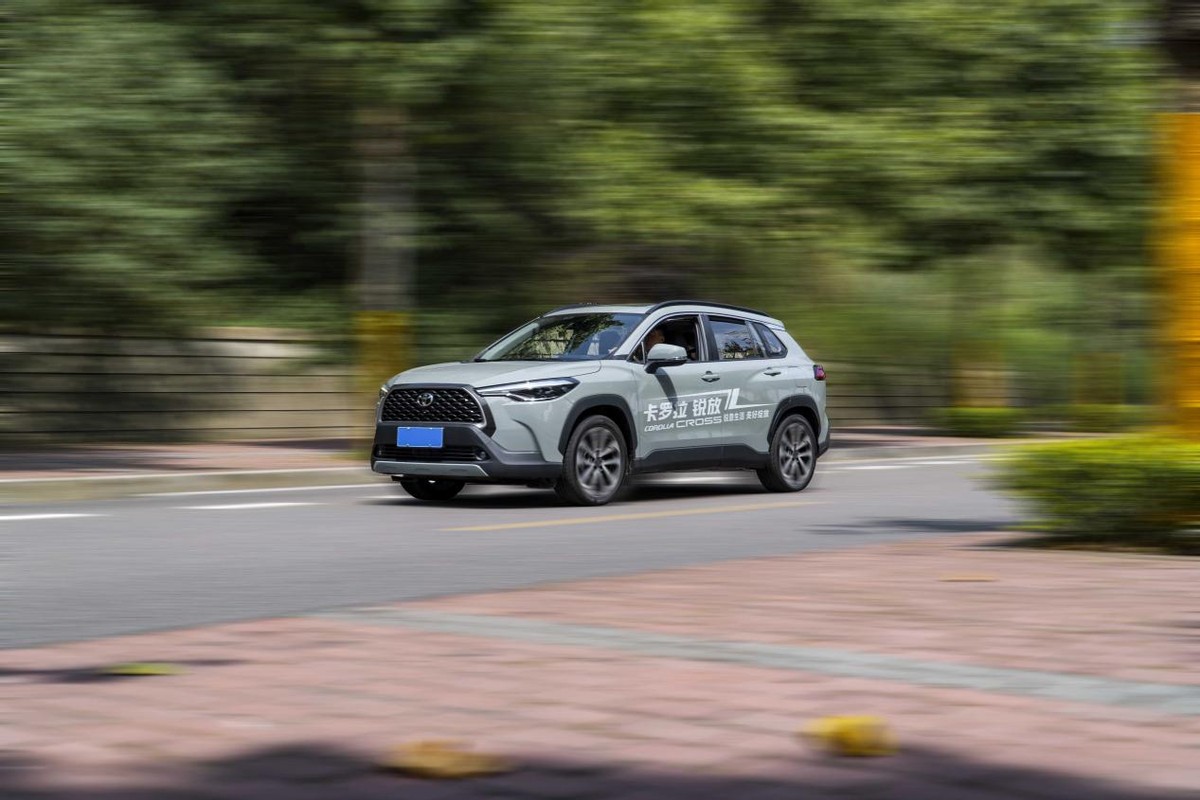 日系丰田车真的皮薄不安全吗,日系省油但不安全