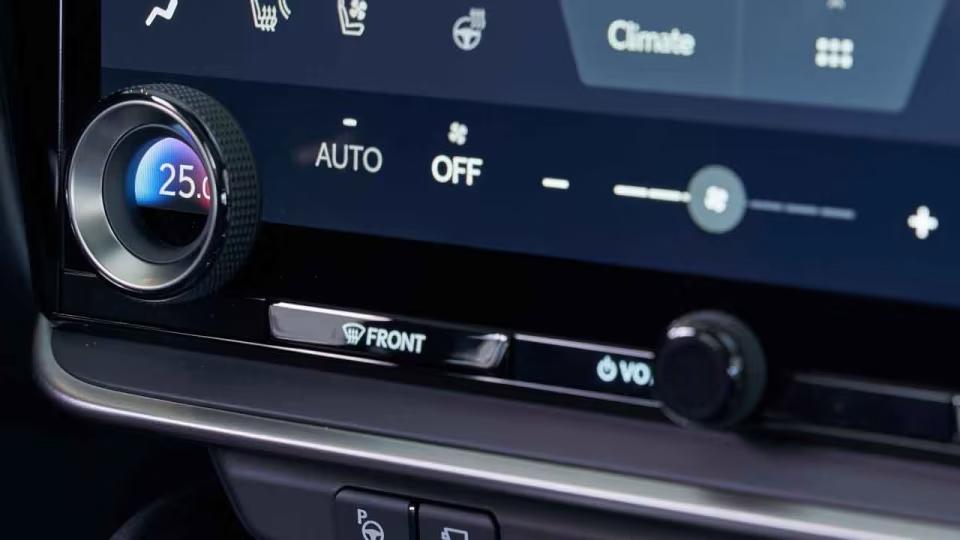 比中规版贵20万元雷克萨斯RZ海外上市售56.6万至62.1万