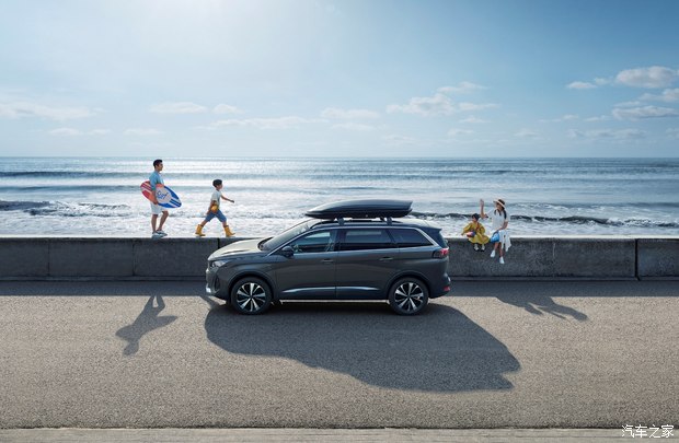 开东风标致5008随拍视频,开5008