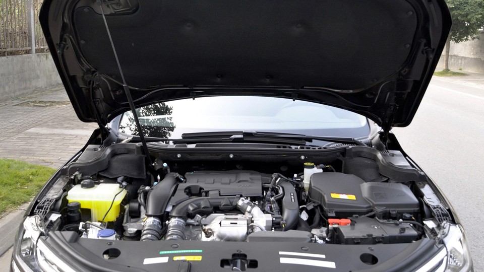 c6雪铁龙2021款二手多少钱,雪铁龙c6进口车二手价格