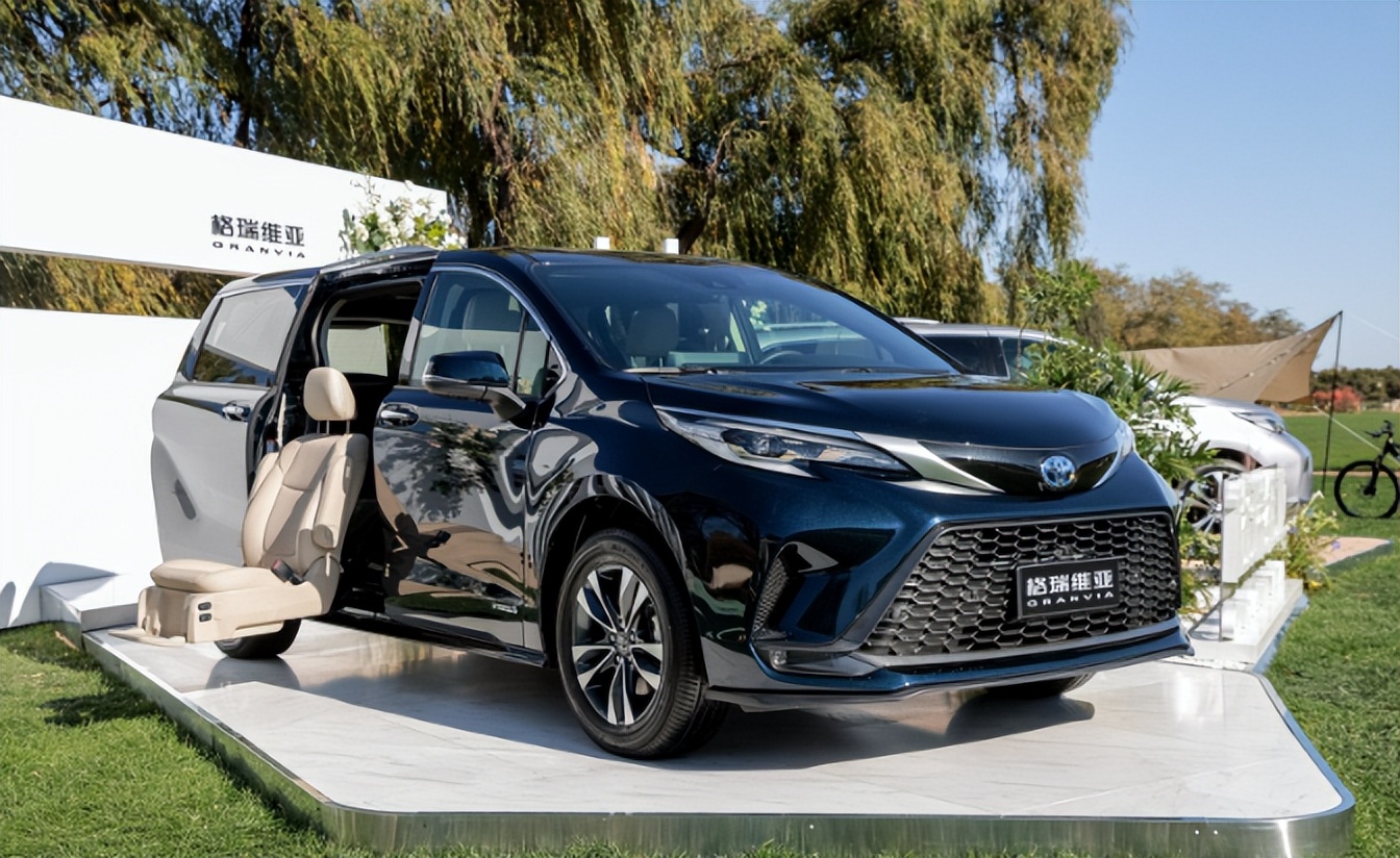 一汽丰田普瑞维亚2023款价格,一汽丰田普瑞维亚四驱版上市时间