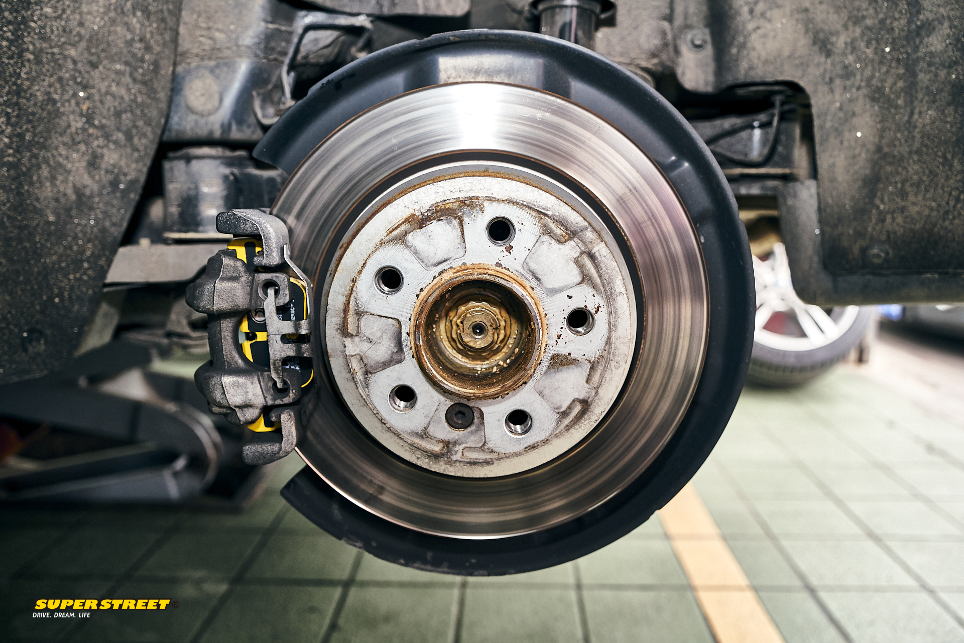 宝马三系换ebc刹车片,宝马4系刹车片更换