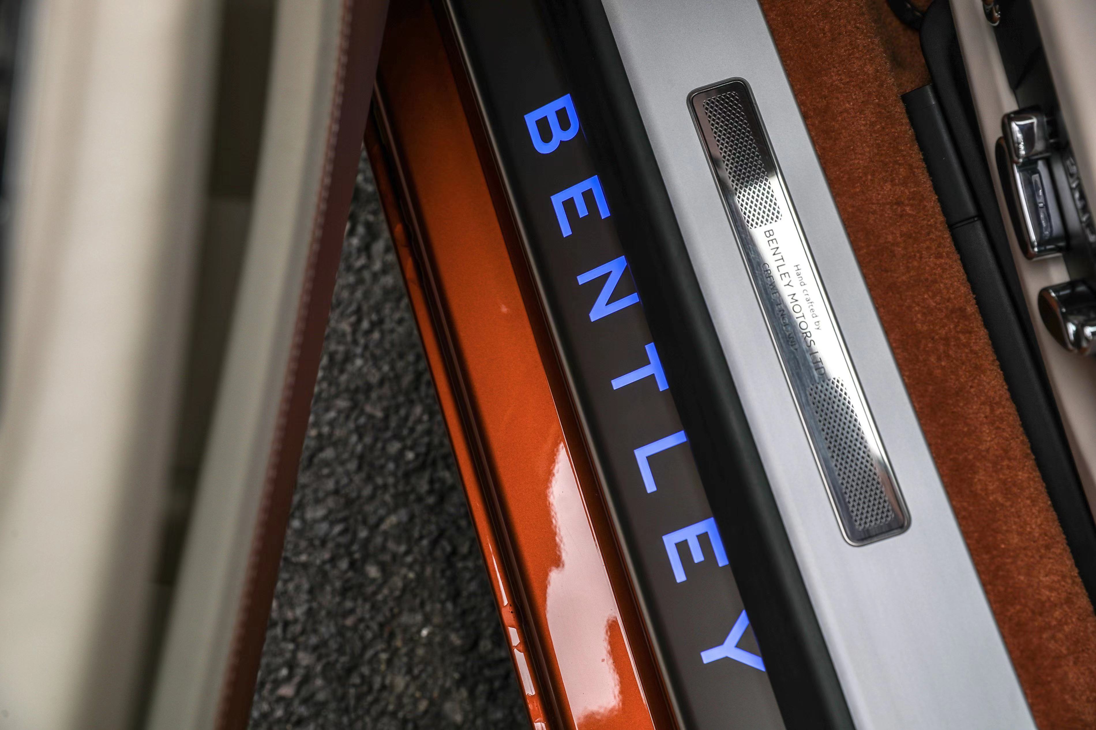 新款宾利欧陆gt敞篷版试驾,新款宾利欧陆gt敞篷版试驾测评