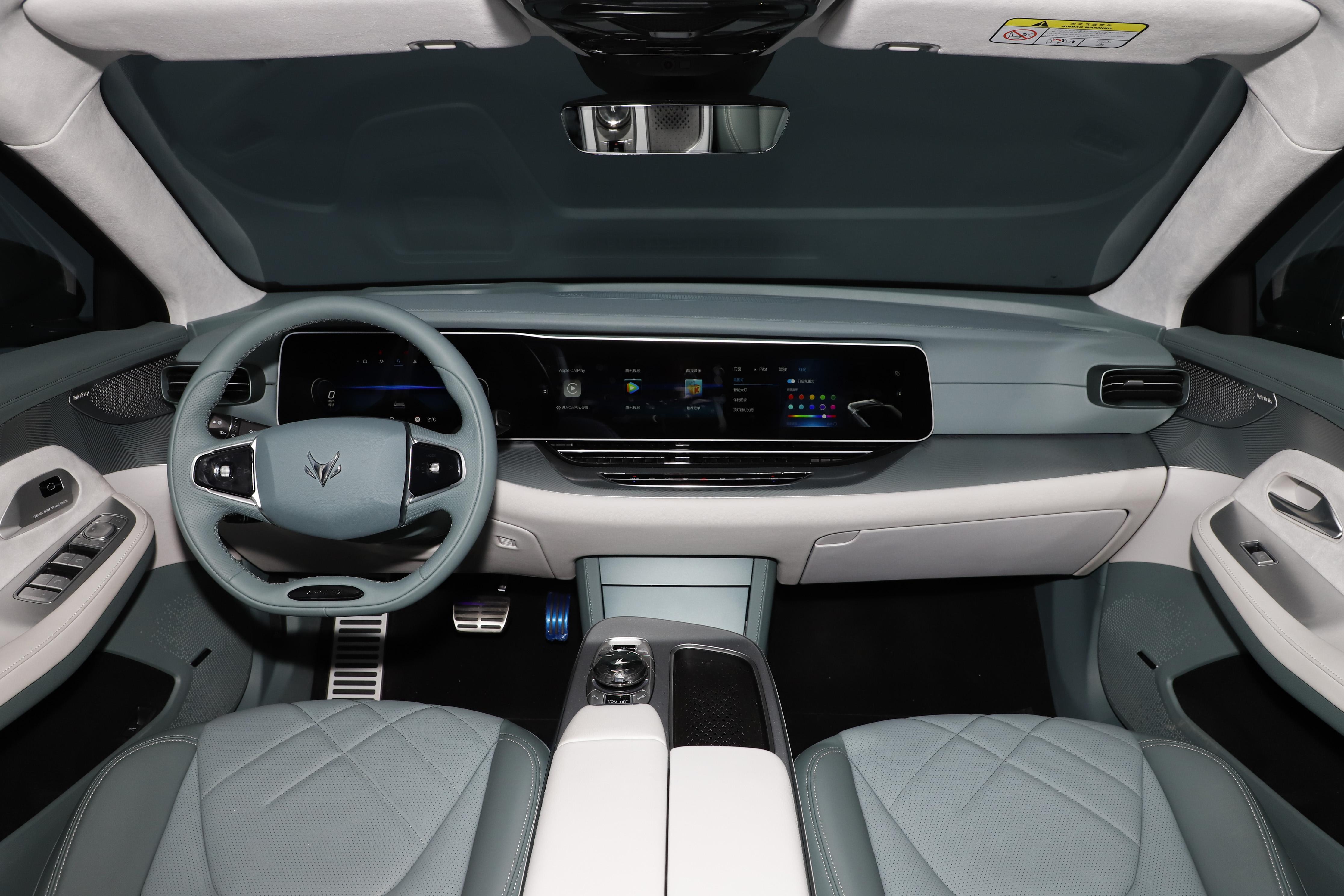 极狐阿尔法s与广汽splus全面对比,极狐阿尔法s特斯拉model3碰撞