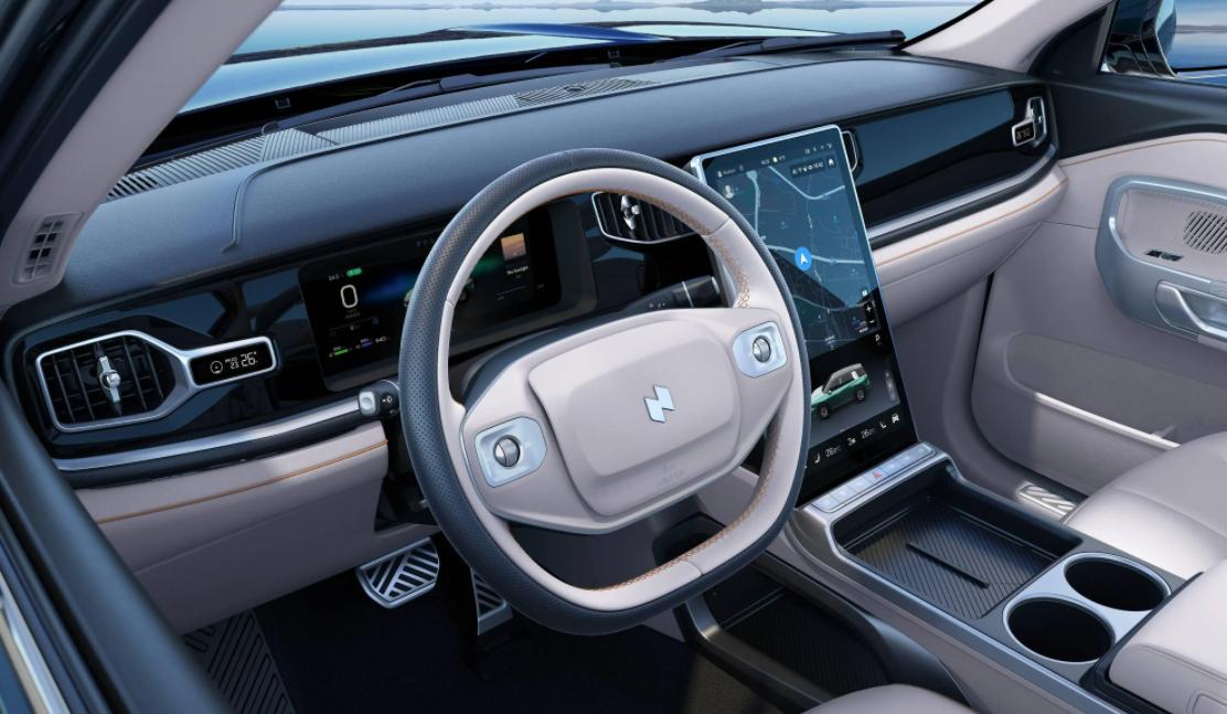 自游家nv增程版底盘,小牛自游家nv轿跑版专利图曝光