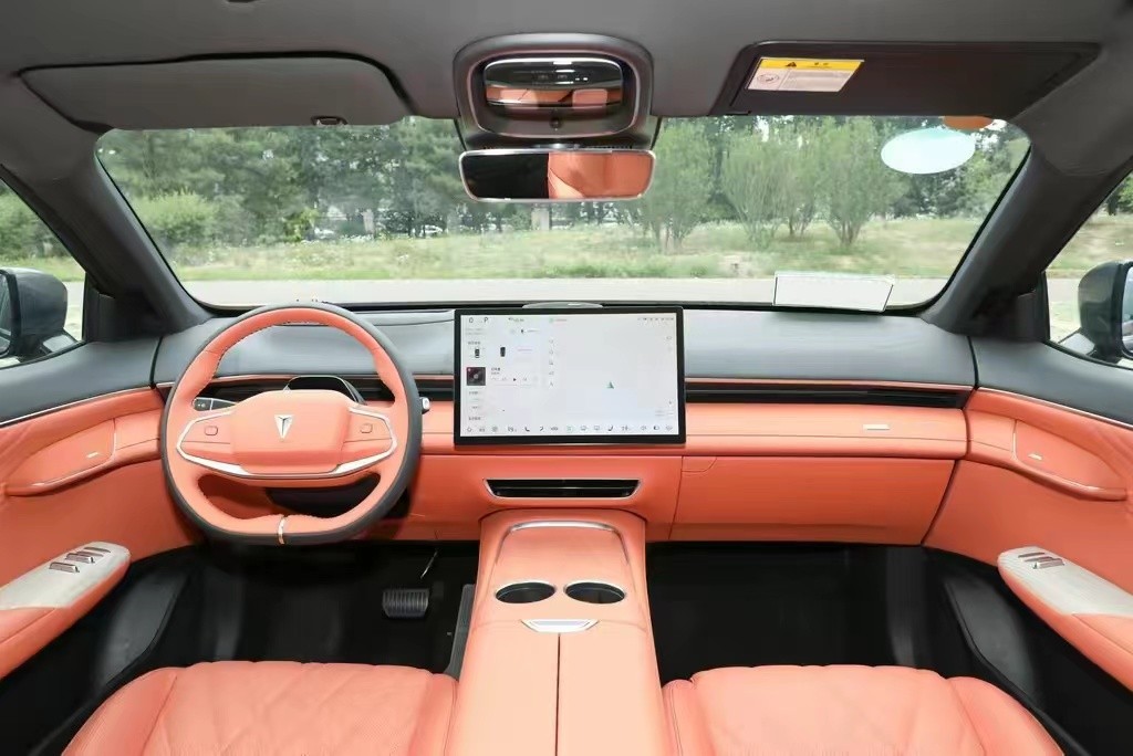 国产超豪华新能源suv,国产新能源增程suv性价比最高