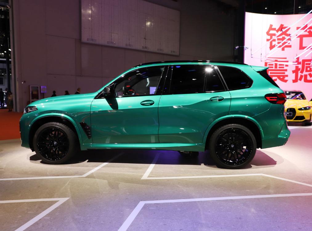 有钱人的大玩具是什么车,有钱人买的大玩具