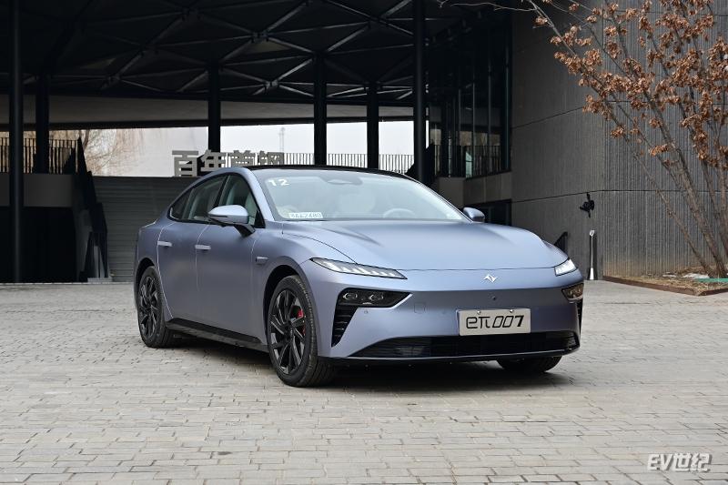 东风奕派e007四驱顶配测评,六座增程版东风奕派e007