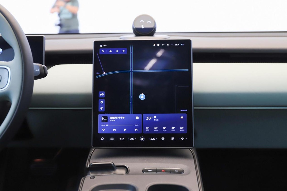 推荐买的颜值高的新能源汽车,喜欢豪华上档次的车