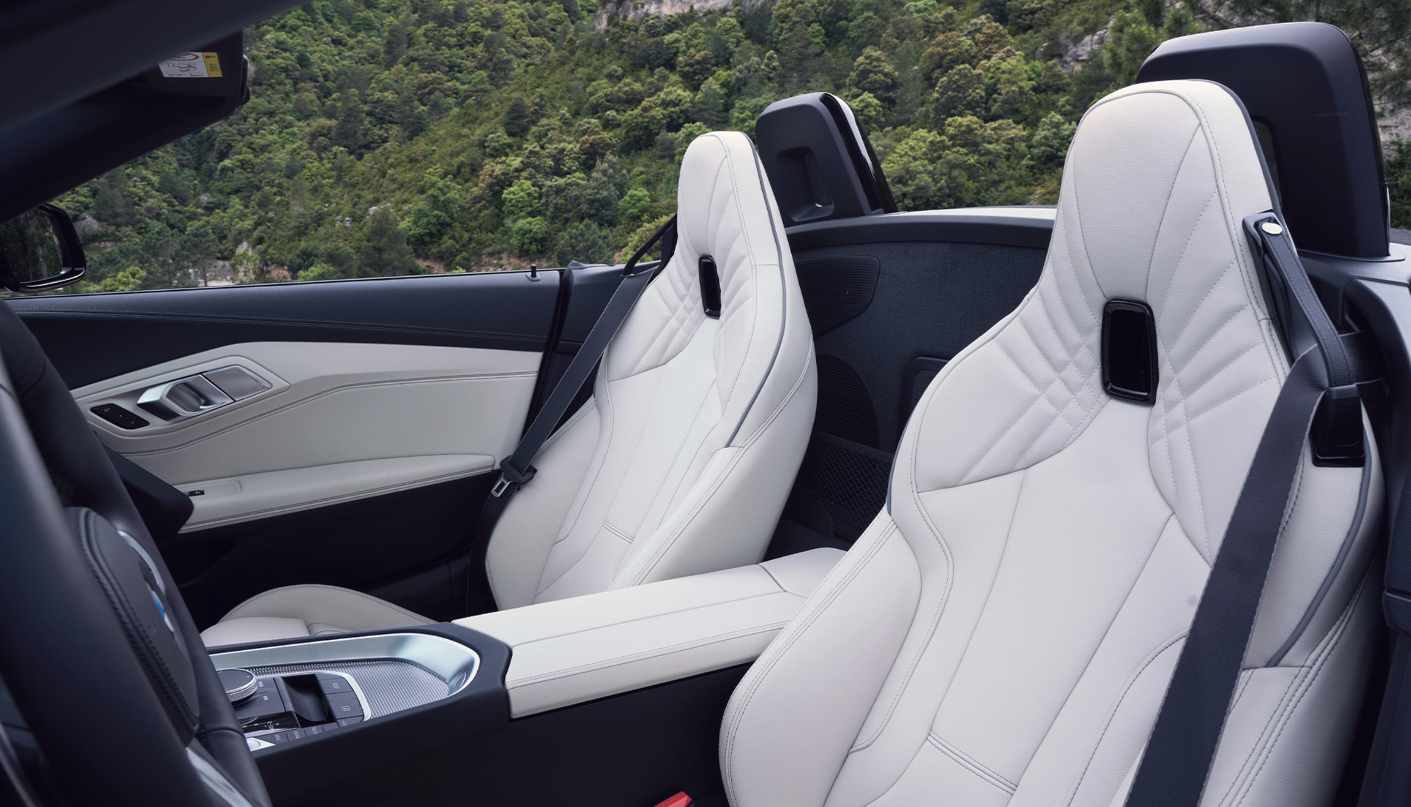 宝马新一代z4硬顶敞篷车多少钱,宝马z4硬顶敞篷新车官方指导价