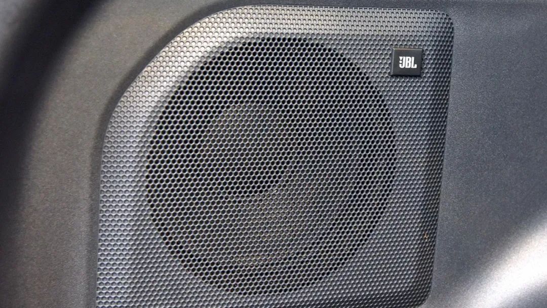 丰田首款纯电动汽车bz4x试驾,丰田电动汽车bz4x预计价格