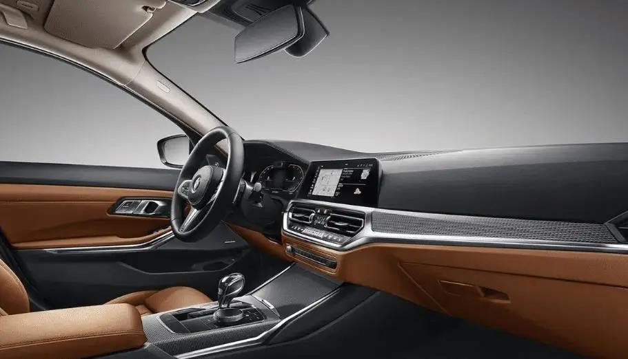 奥迪a4l和宝马3系优缺点,宝马3系的特点和优点