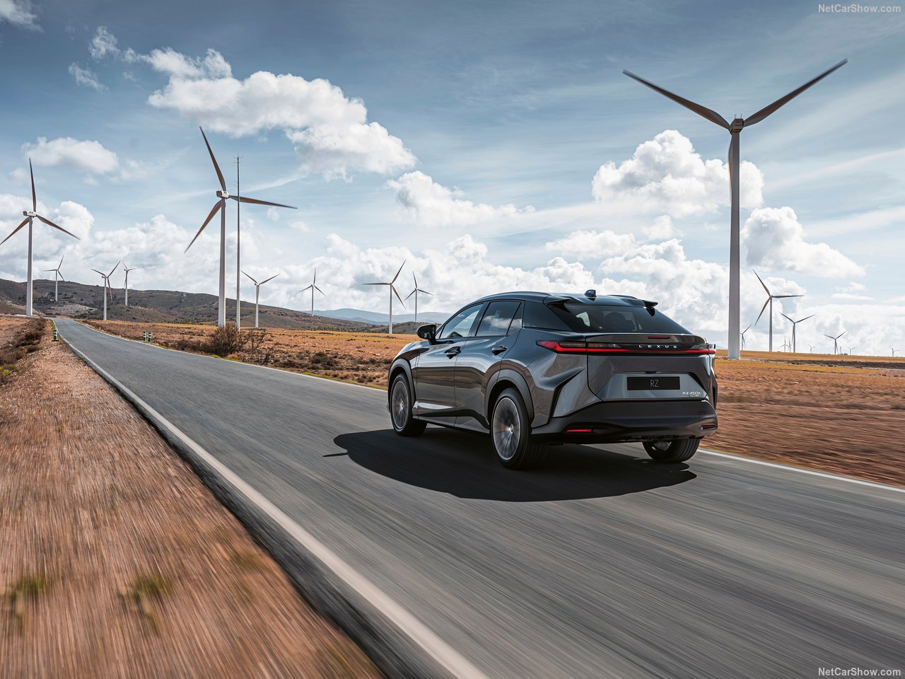 雷克萨斯rx纯电动双色,雷克萨斯rx纯电车