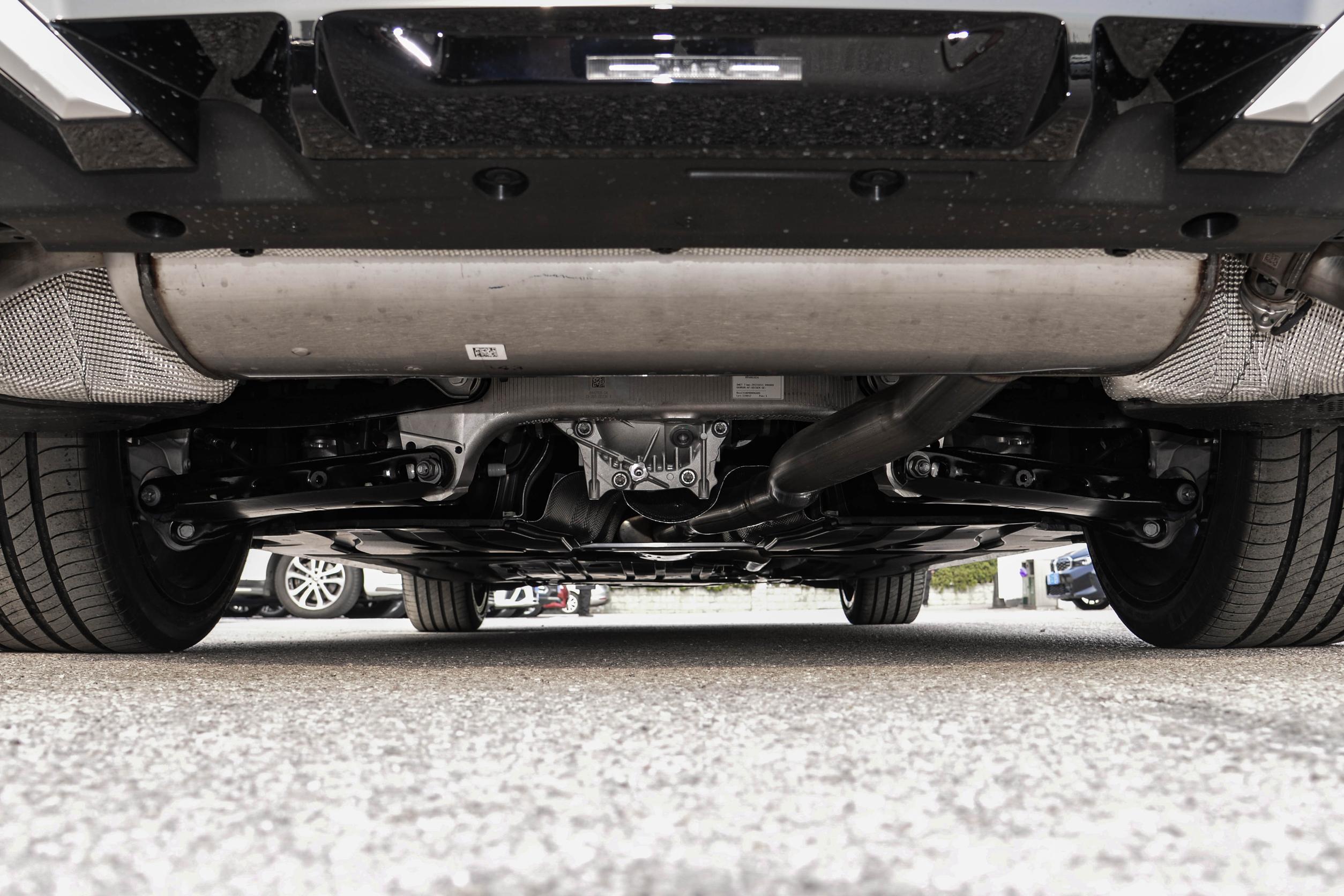 宝马全新5系内饰,全新宝马5系的内饰视频