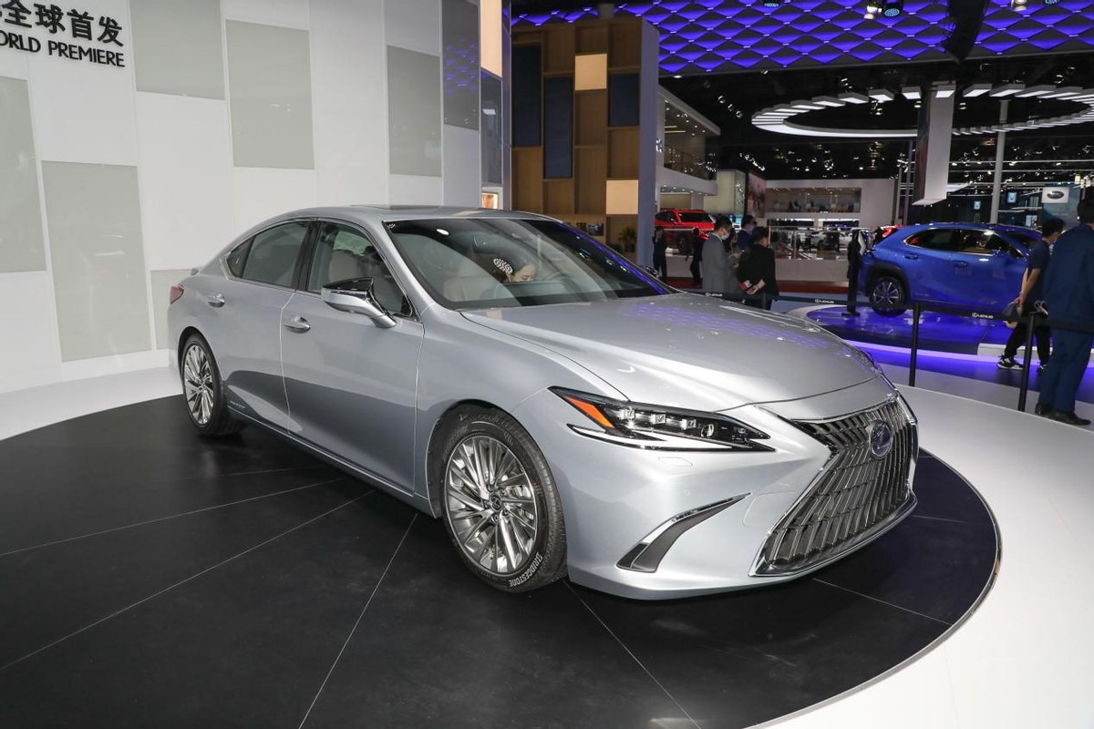 2021款雷克萨斯es限量版曝光,新款雷克萨斯es上市售价10.98万