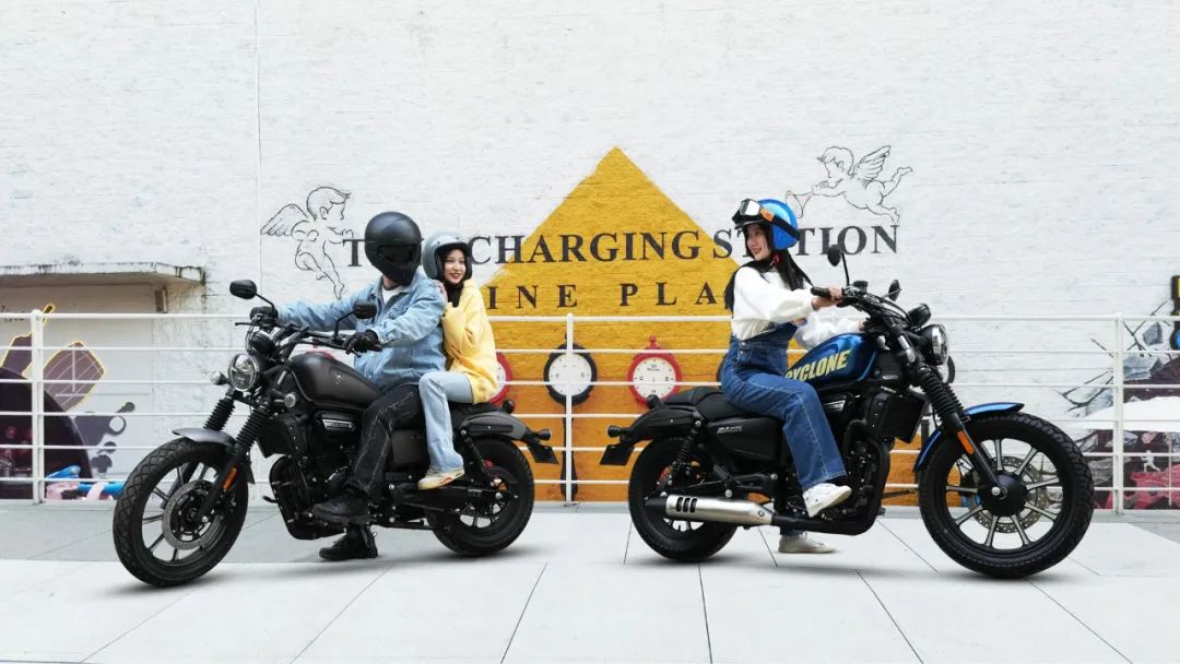 赛科龙ra2502024款对比qj250,钱江闪250和赛科龙ra250比较