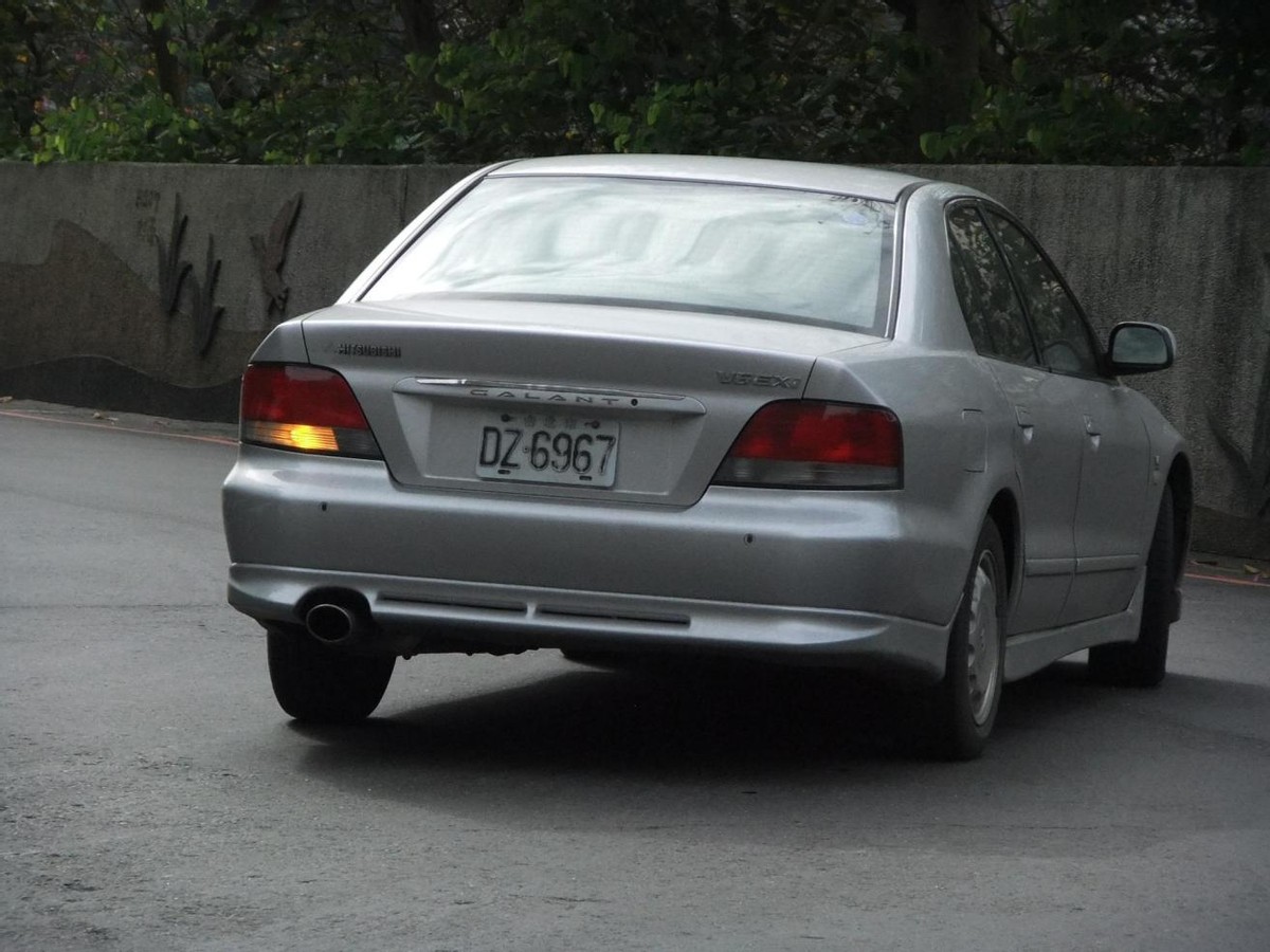 宝岛车事|不可貌相的“鲨鱼头”——三菱第八代戈蓝的那些事