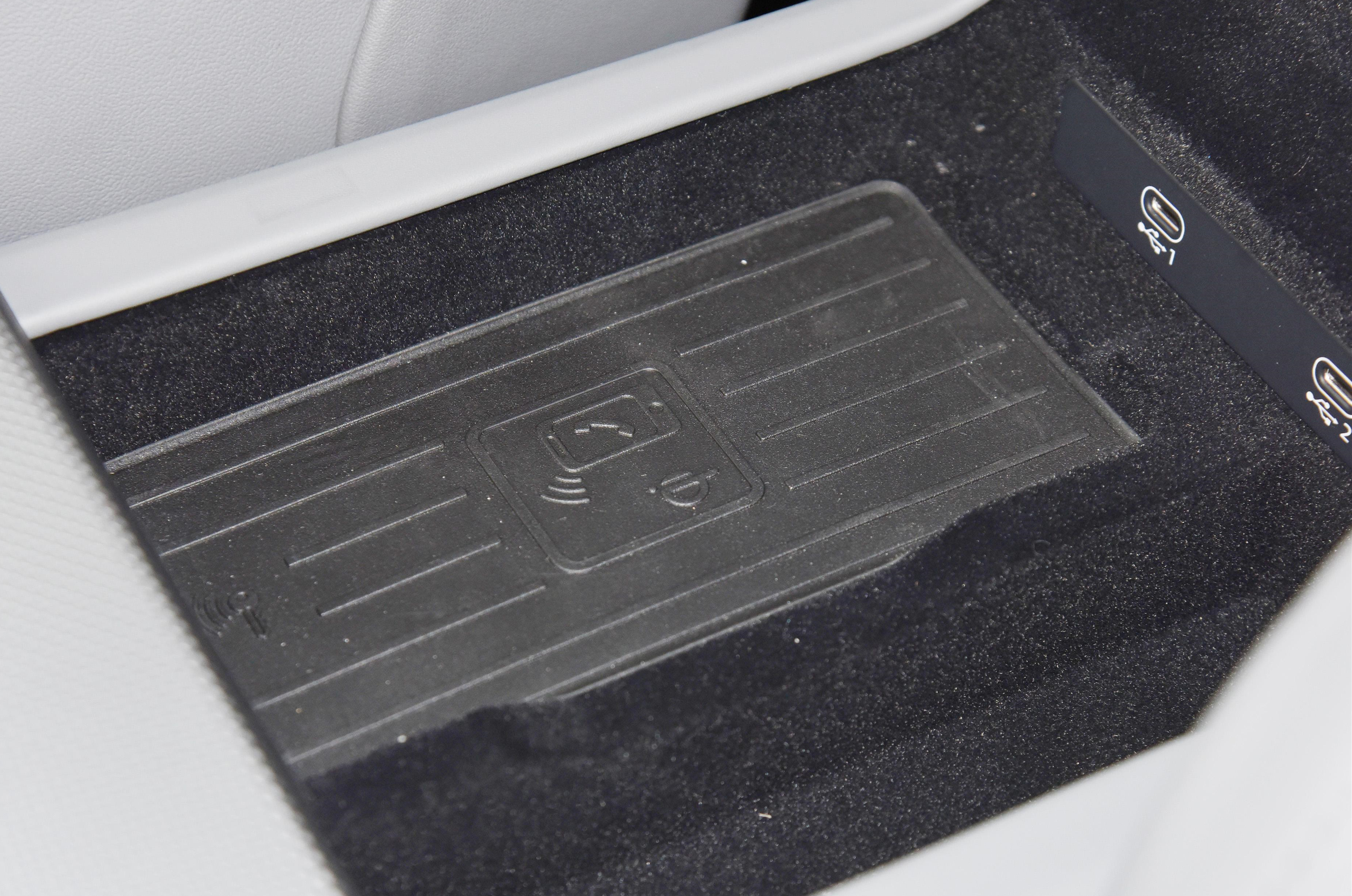 22款奥迪a6l中配版,22款奥迪a6l配置