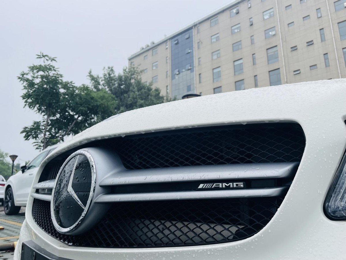 二手奔驰amga45s和宝马m4怎么选,二手最新款奔驰amga45
