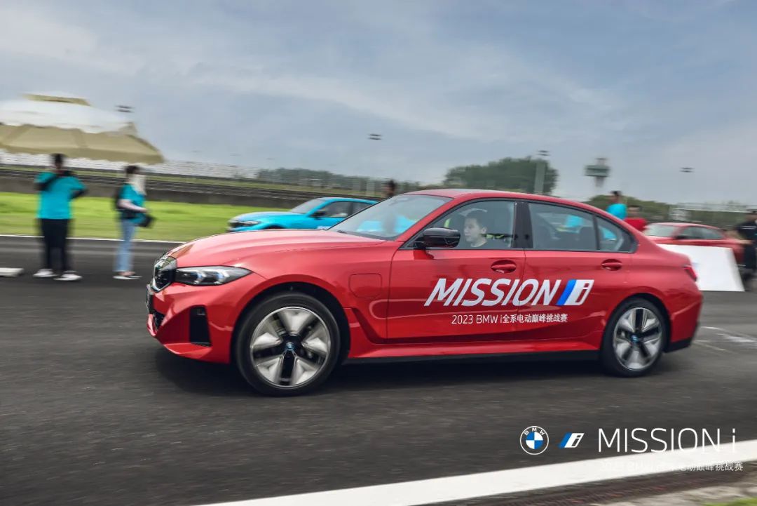 为什么说BMWi超乎想象？深度体验全系车型之后，我找到了答案…