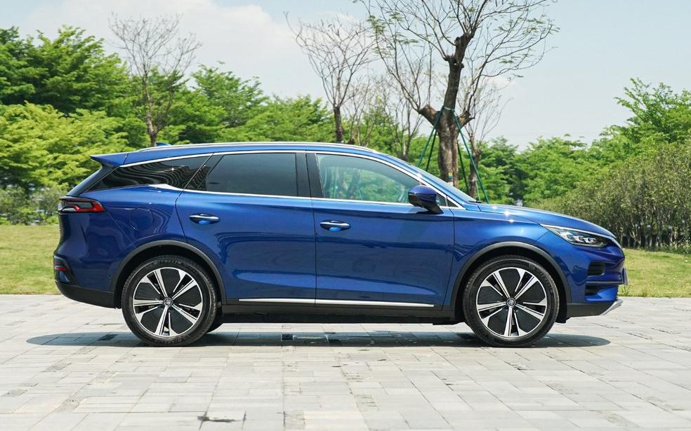 国产车红旗长安吉利这哪款车更好,奇瑞星空揽月和红旗h5